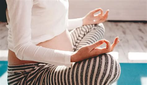 11 Yoga Poses To Strengthen Body During Pregnancy Mum And Them