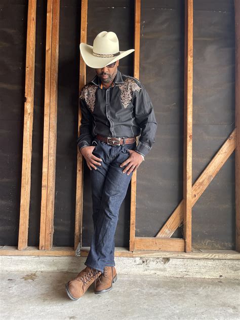 What to Wear to the Rodeo: Modern Western Styles for Men - Mocha Man Style