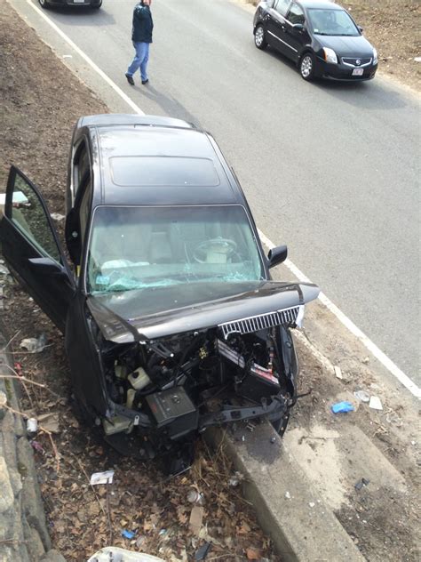 Driver Killed In Single Car Crash On Storrow Drive Cbs Boston