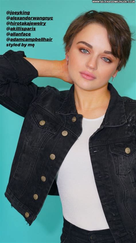 Joey King No Source Posing Hot Beautiful Celebrity Babe Sexy Famous