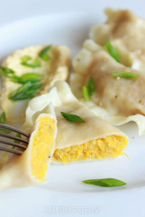 Pierogi Z Farszem Z Pieczonej Dyni Przepis PrzyslijPrzepis Pl