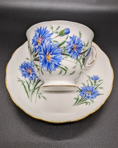 Royal Vale Bone China England Pattern 7513 Large Blue Cornflowers