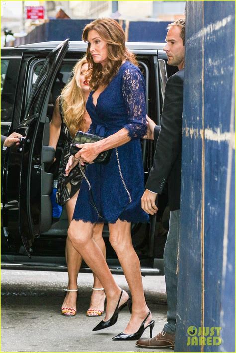 Photo Caitlyn Jenner Flaunts Some Cleavage For Broadway Night 34