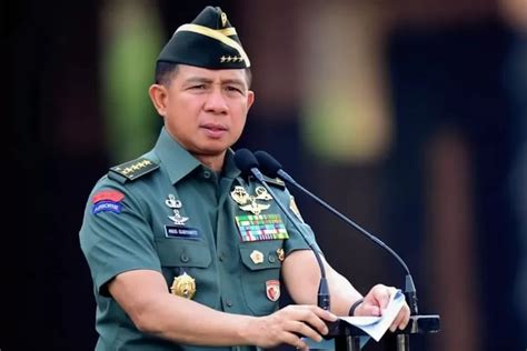 Berapa Gaji Jenderal Agus Subiyanto Inilah Profil Dan Biodata Panglima