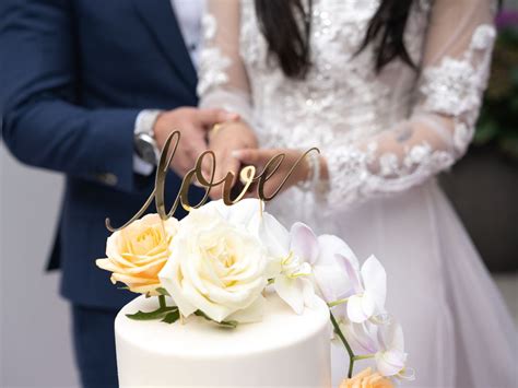 A Legfinomabb Angol H Sv Ti Zsemle Hot Cross Bun N K Lapja