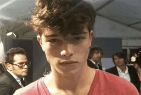 Looksmaxxing Chico Looksmaxxing Chico Mewing Discover Share Gifs My XXX Hot Girl