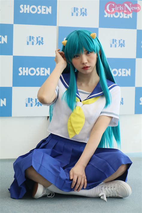 えなこ、コスプレ写真集で高橋留美子とコラボ「こすみっくわーるど、ゼッタイ見るだっちゃ！」 Girlsnews