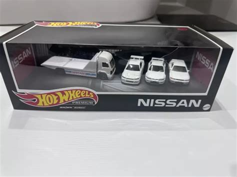 Hot Wheels Premium Nissan Garage Set Skyline Gtr R R R Aero Lift White Picclick Au