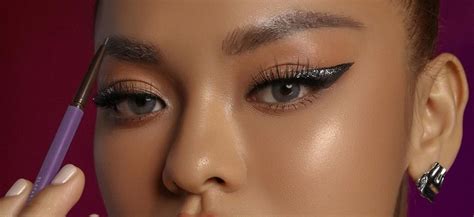 Useful eyebrow pencil tips to get youthful-looking brows