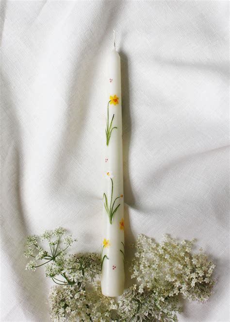 Hand painted Cocolulu Birth flower March - Daffodils