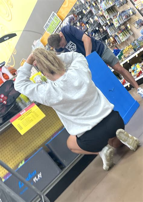 Lots Of Nice Candid Ass Out Shopping Pt Spandex Leggings Yoga Pants Forum