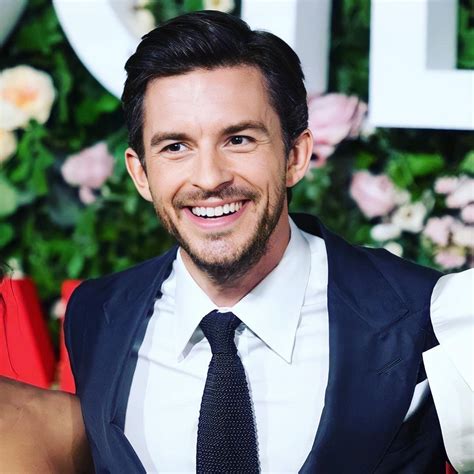 Jonathan Bailey España on Instagram Recordando con esta foto lo