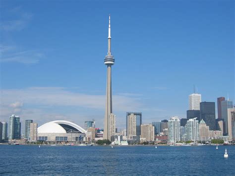 Stop frames of the Planet: CN Tower, Toronto...