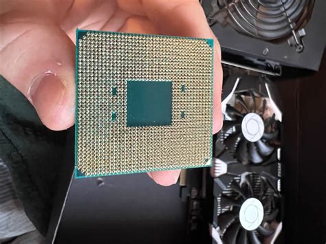 AMD Ryzen 2nd Gen 5 2600 - 3.9 GHz Six Core (YD2600BBM6IAF) Processor ...