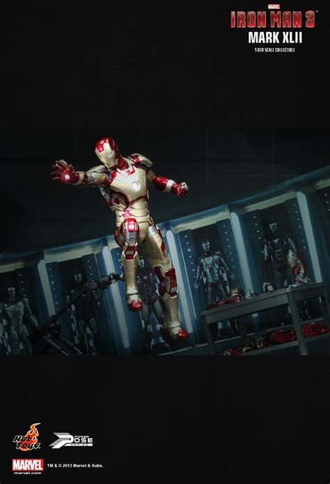 Hot Toys Unveils Their Mark XLII Iron Man Armor Figure And More Comic Vine