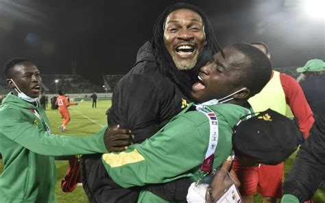 Rigobert Song tacle l Algérie après l élimination