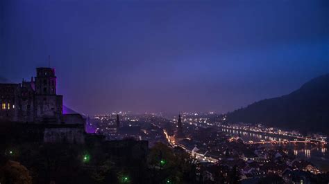 Fotos Heidelberg Altstadt Schloss Leuchtet Zum Weltfr Hgeborenentag Lila