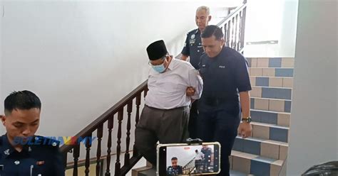 Guru Mengaku Tak Bersalah Cederakan Pelajar BULETIN TV3 Malaysia