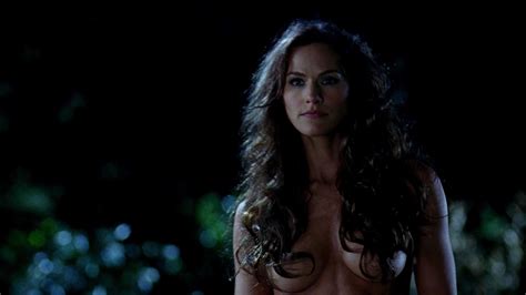 Naked Kelly Overton In True Blood