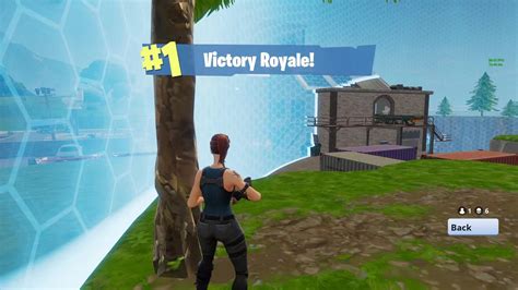 My first W on Fortnite back to one year ago, who remember the old ...