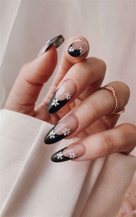 Gorgeous Black And Nude Nail Art Designs You Need To Try