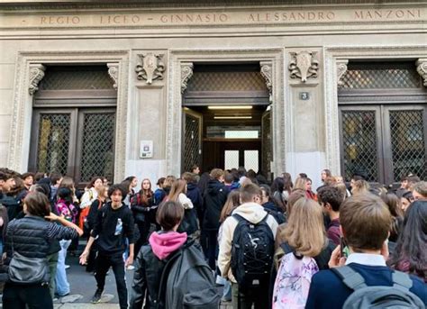 Liceo Manzoni Milano Dago Fotogallery