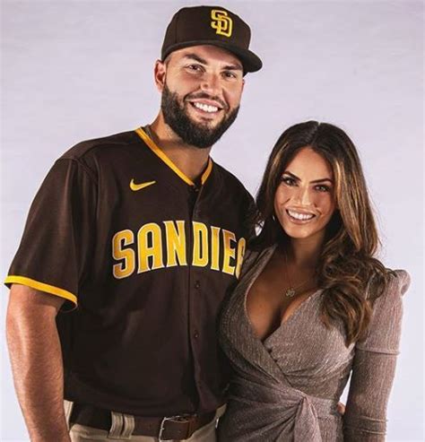 Who Is Eric Hosmer's Girlfriend? Wife, Career Stats, Net Worth