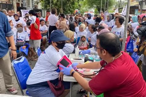 Caleg Perindo Gelar Bazar Murah Dan Cek Kesehatan Gratis Di Kalideres