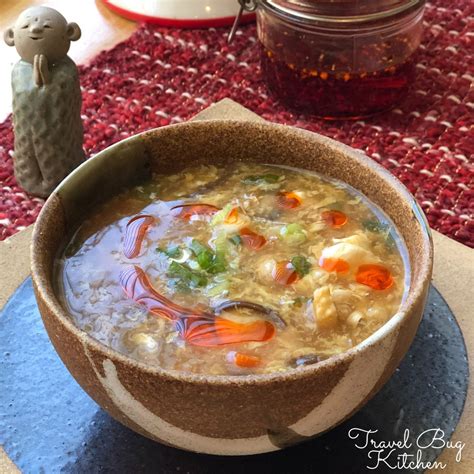 Hot and Sour Soup 酸辣湯サンラータン Travel Bug Kitchen