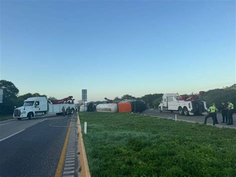 MÁS DE 24 HORAS DEL CIERRE DE LA CARRETERA MÉRIDA CAMPECHE POR