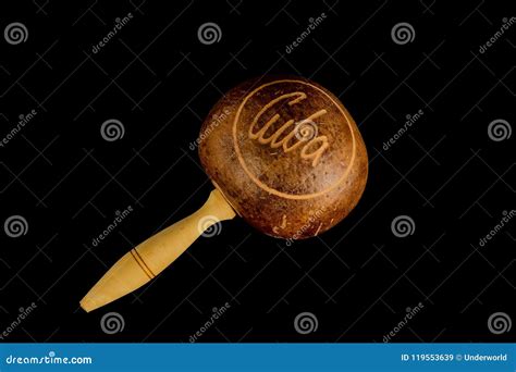 Maracas Bonitos No Fundo Preto Imagem De Stock Imagem De Latina