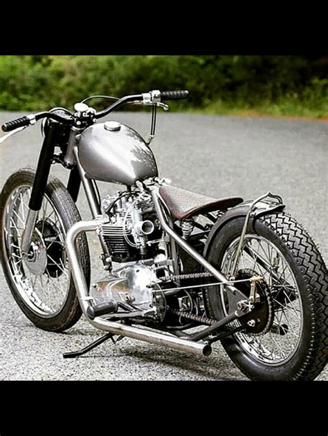 Old School Triumph Chopper Atelier Yuwaciaojp