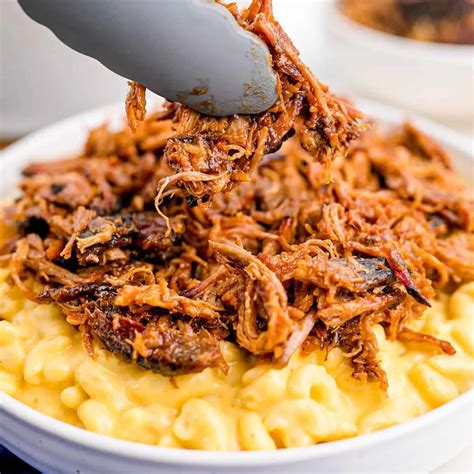 Delicious Smoked Pulled Pork Mac And Cheese: A Perfect Comfort Food ...