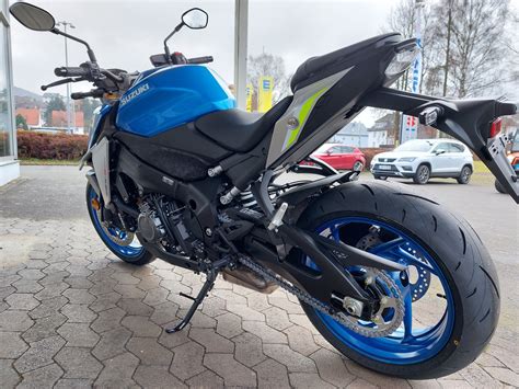 Motorrad Suzuki GSX S1000 YSF blau VORFÜHRER Baujahr 2023 333 km