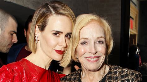 Holland Taylor Reflects on 32-Year Age Gap With Partner Sarah Paulson