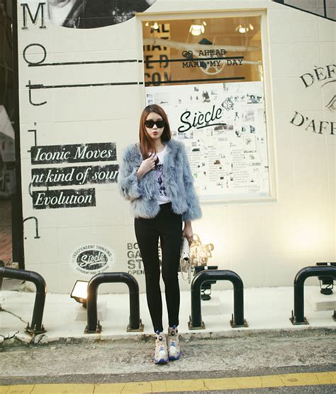 Tái sử dụng đồ cũ cho những hot trend của năm mới