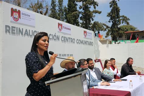 Alcaldesa Montserrat Caballero Reinaugura Centro Comunitario Y