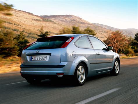 Ford Focus (Mk 2) характеристики, двигатели, рестайлинг и комплектации