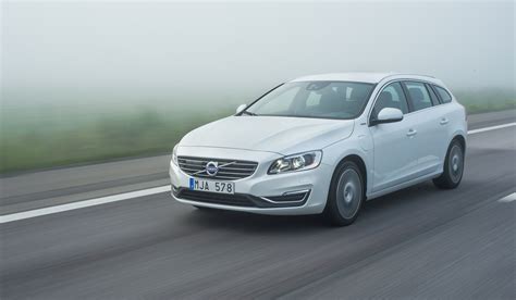 Volvo V60 Plug-In Hybrid - Volvo Cars Global Media Newsroom