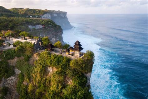 Exploring Uluwatu Beach And Uluwatu Temple A Spectacular Day Trip In