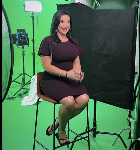 Hot Angle R Feliciacombs