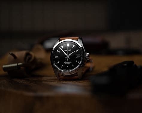 Essential Watch Terminology For Beginners First Class Watches Blog