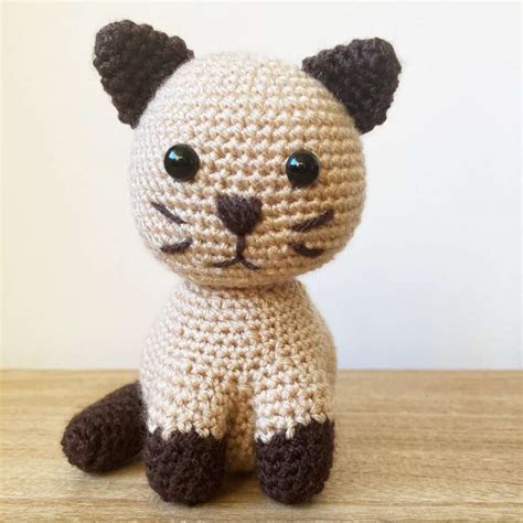 Cat Amigurumi Crochet Pattern - Willow Crochet