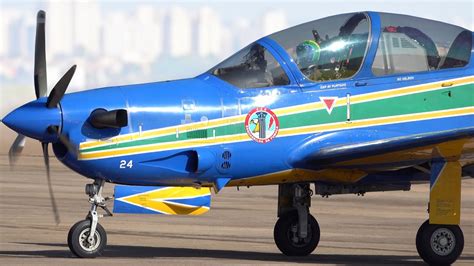 Chegada da Esquadrilha da Fumaça Embraer A29 Super Tucano YouTube