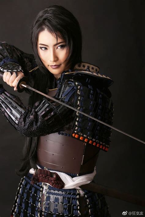 Pin By Stinkerpoo 4 On ☫ Ϻ U L Δ Π ☫ Female Samurai Katana Girl