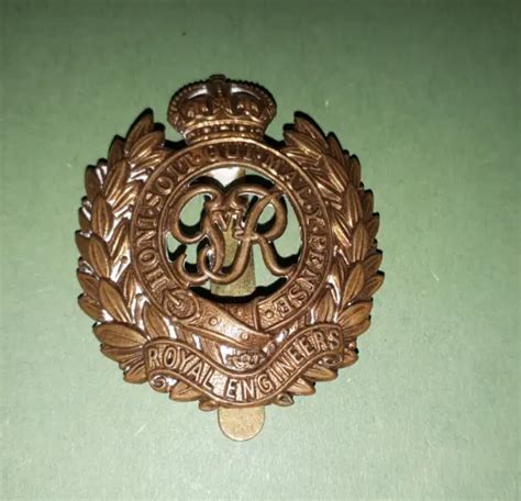 WW2 KINGS CROWN The Royal Engineers Corps British Army Brass Cap Badge