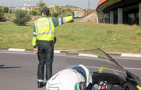 La Dgt Inicia Este Lunes En Carreteras Andaluzas Una Campa A Para