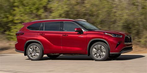 2021 Toyota Highlander | Consumer Guide Auto