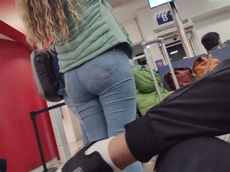 Latina Showing Me Her Ass In The Airport Lounge Tight Jeans Forum