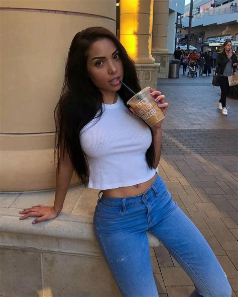 Maddy Belle Age Twitter Snapchat TV Lingerie Husband Net Worth Wiki Biography More